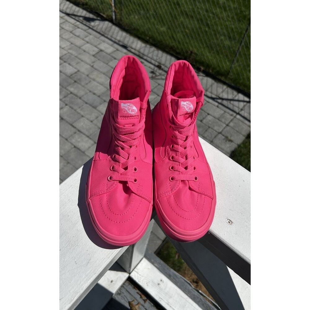 Vans Sk8-Hi Women’s Size 9 Men’s 7.5 Hot Pink High Top Sneakers EU 40